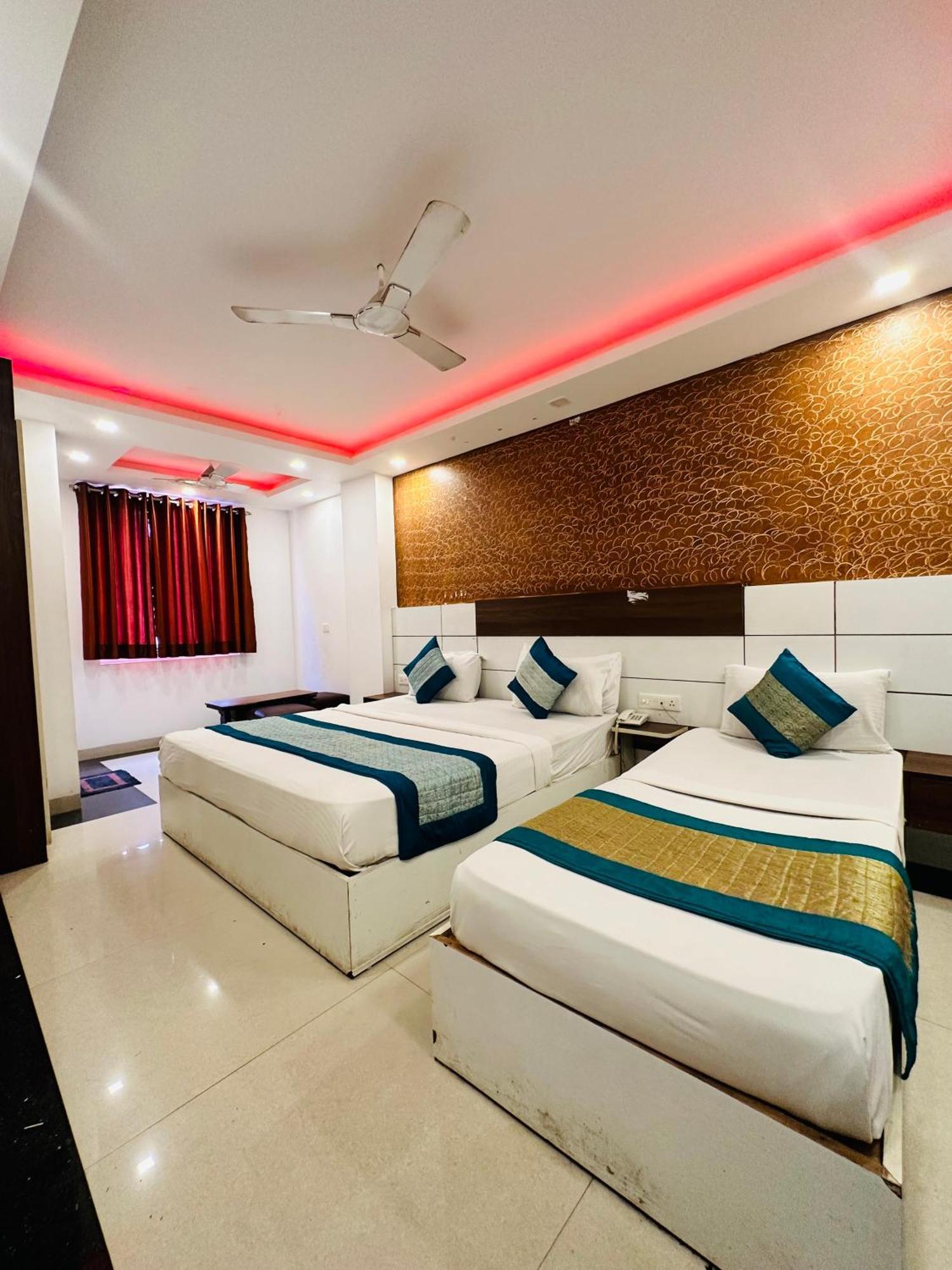 Airport Hotel Mayank Residency New Delhi Luaran gambar